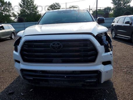 Toyota Sequoia, 2024