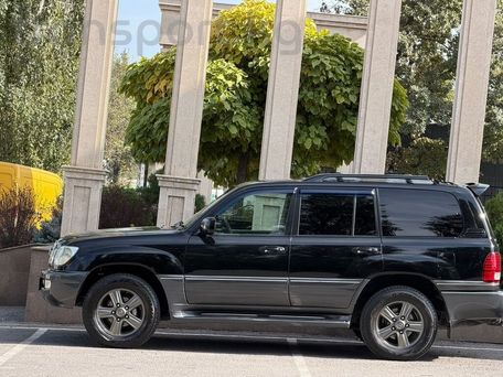 Lexus LX, 2006 — 照片 1