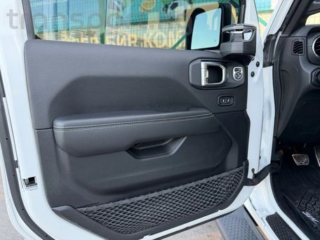Jeep Wrangler, 2021 — сүрөт 9