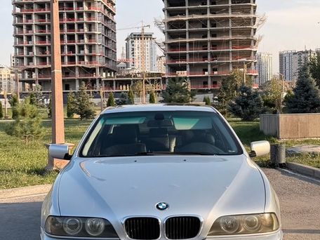 BMW 5 серии, 2002 — 照片 1
