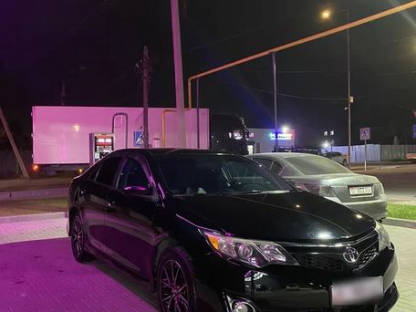Toyota Camry, 2012 — 照片 2