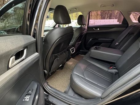 Kia K5, 2020 — photo 10