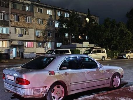 Mercedes-Benz E-Класс, 1998 — 照片 6