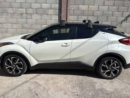 Toyota C-HR, 2018 — фото 2