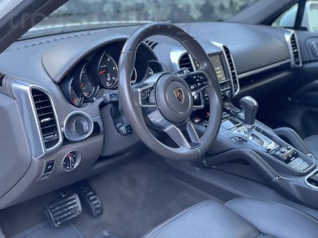 Porsche Cayenne, 2016 — фото 18