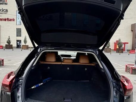 Lexus UX, 2020 — 照片 8