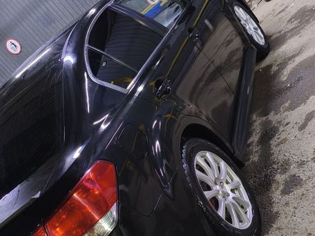Subaru Legacy, 2010 — 照片 4