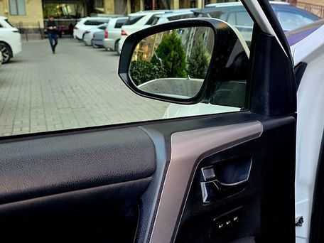 Toyota RAV4, 2016 — сүрөт 7
