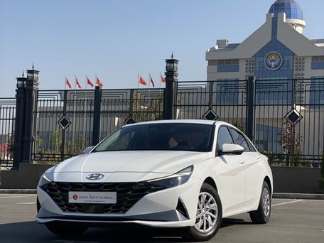 Hyundai Avante, 2021 — 照片 1