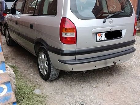 Opel Zafira, 2002 — 照片 2
