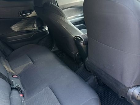 Toyota C-HR, 2017 — сүрөт 6