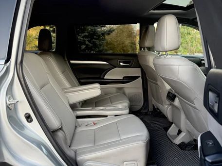Toyota Highlander, 2018 — photo 10