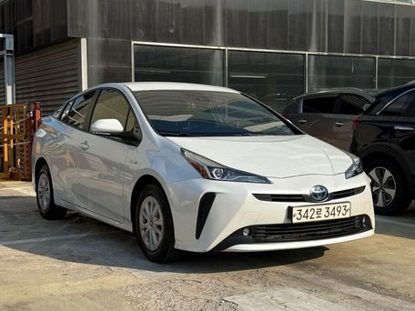 Toyota Prius, 2020 — фото 3