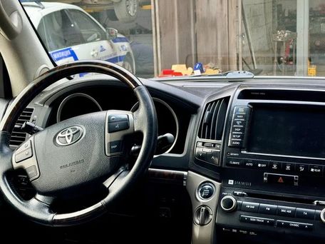 Toyota Land Cruiser, 2010 — 照片 6