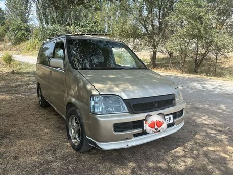 Honda Stepwgn, 1999