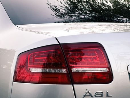 Audi A8, 2006 — photo 8
