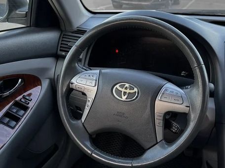 Toyota Camry, 2010 — photo 12