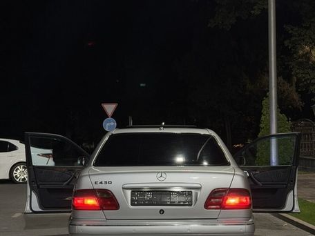 Mercedes-Benz E-Класс, 2000 — сүрөт 4