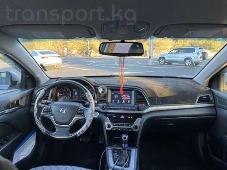 Hyundai Elantra, 2017 — 照片 8