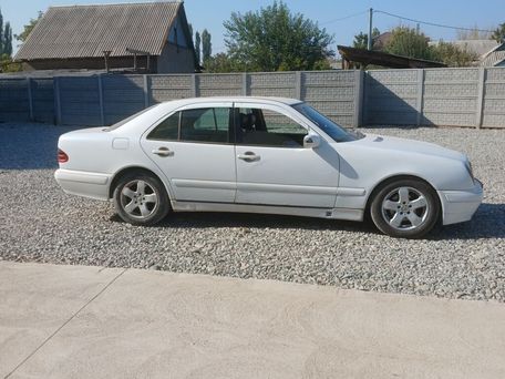 Mercedes-Benz E-Класс, 2003 — 照片 8