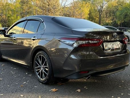Toyota Camry, 2021 — 照片 5