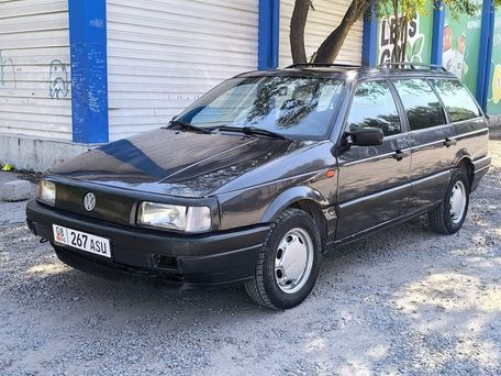 Volkswagen Passat, 1989 — 照片 2