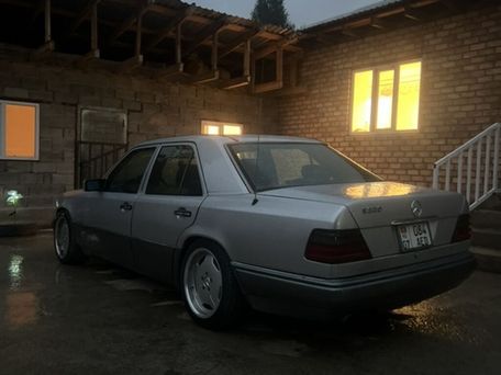 Mercedes-Benz W124, 1995 — 照片 1