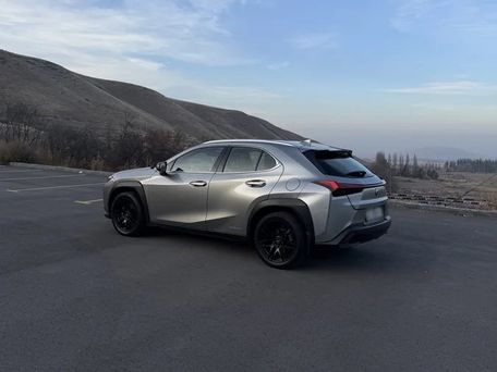 Lexus UX, 2019 — 照片 1