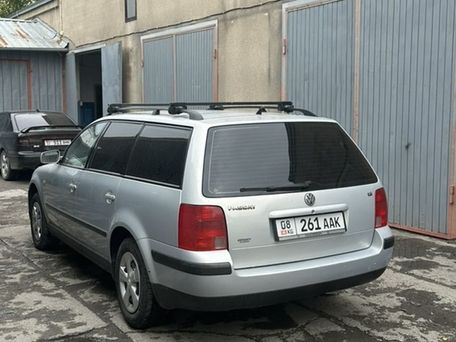 Volkswagen Passat, 2000 — photo 1