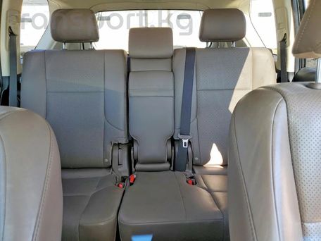 Lexus GX, 2022 — photo 10