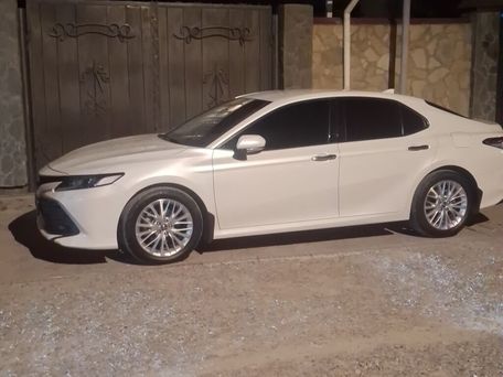 Toyota Camry, 2018