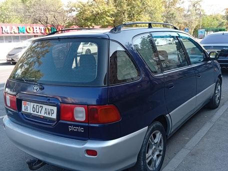 Toyota Picnic, 1999 — 照片 2