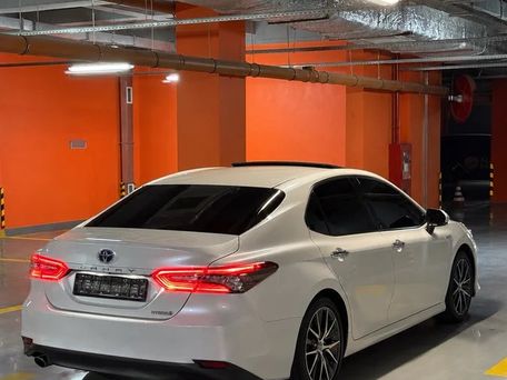 Toyota Camry, 2022 — 照片 3