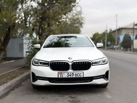 BMW 5 серии, 2021 — 照片 4