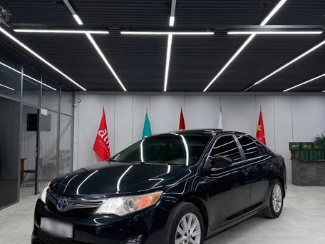 Toyota Camry, 2012 — 照片 1