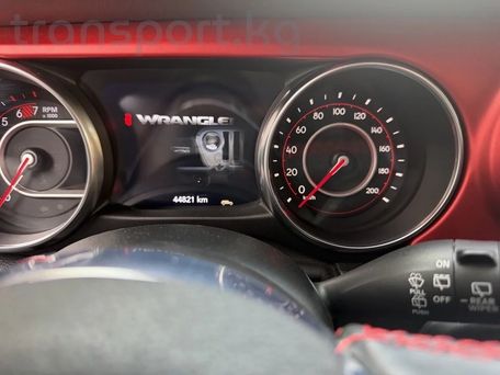 Jeep Wrangler, 2020 — photo 12
