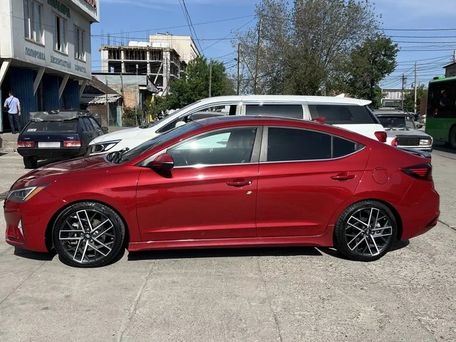 Hyundai Elantra, 2019 — фото 1