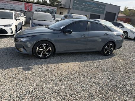 Hyundai Elantra, 2021 — 照片 2