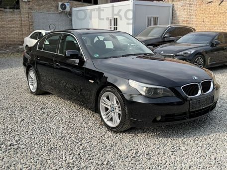 BMW 5 Series, 2005 — photo 2