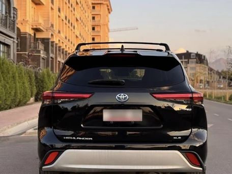 Toyota Highlander, 2022 — photo 8