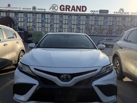 Toyota Camry, 2022 — photo 1