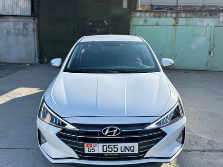 Hyundai Avante, 2019 — 照片 1