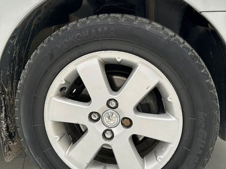 Toyota Ist, 2003 — сүрөт 10