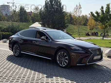 Lexus LS, 2018 — 照片 3