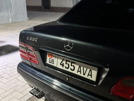 Mercedes-Benz E-Class, 2000 — photo 5