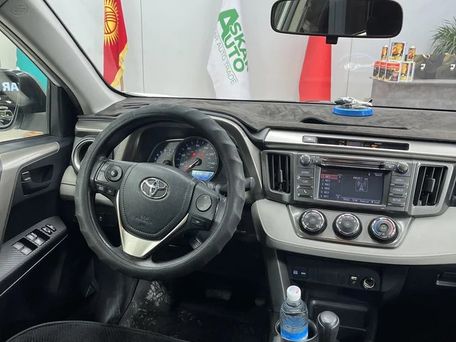 Toyota RAV4, 2015 — фото 6