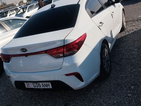 Kia Rio, 2018 — photo 3