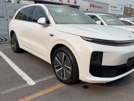 Li Auto (Lixiang) L6, 2024 — фото 1