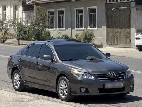 Toyota Camry, 2011 — 照片 2