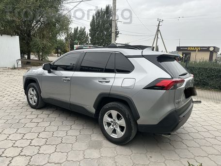 Toyota RAV4, 2019 — фото 5
